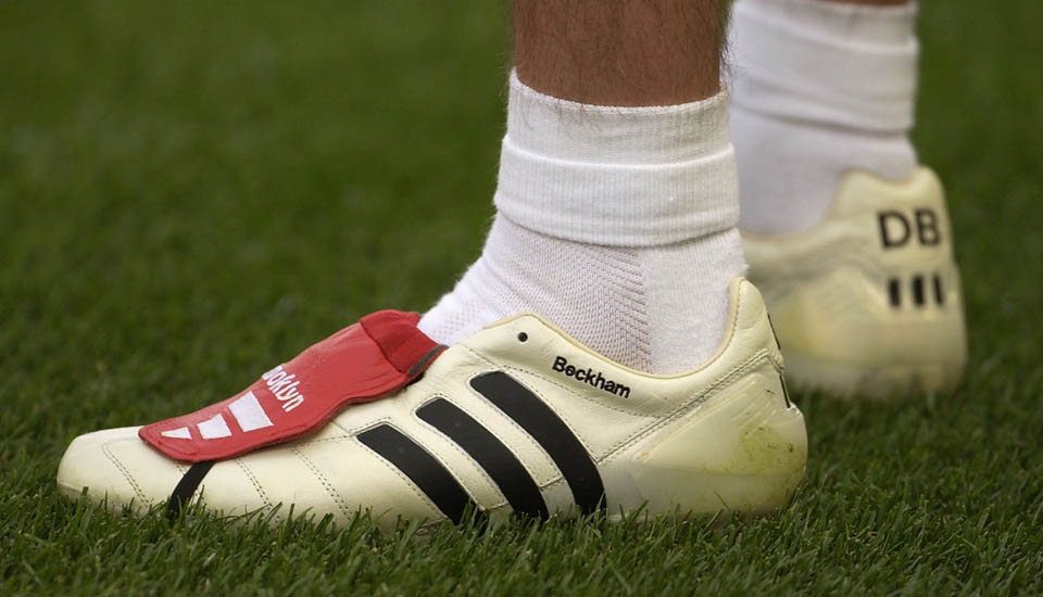 Nike Adidas Predator Mania Schuh Pack von Swoosh Customs Nur